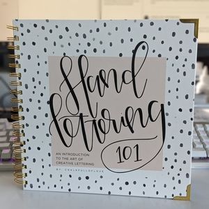 Handlettering 101 by @chalkfullof love